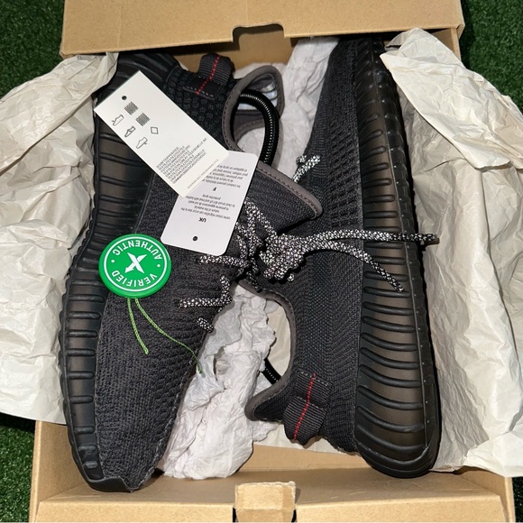 adidas gazelle silver green womens Adidas Yeezy Boost 350 V2 Black (Non-Reflective) main image 1
